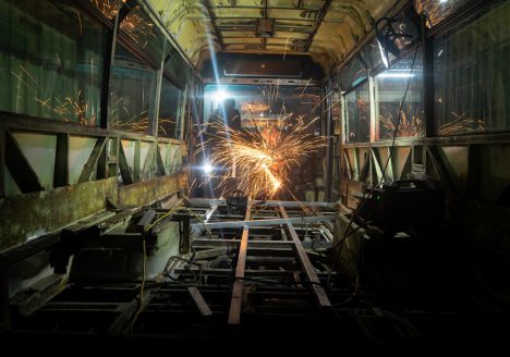 Soldando estructura del suelo