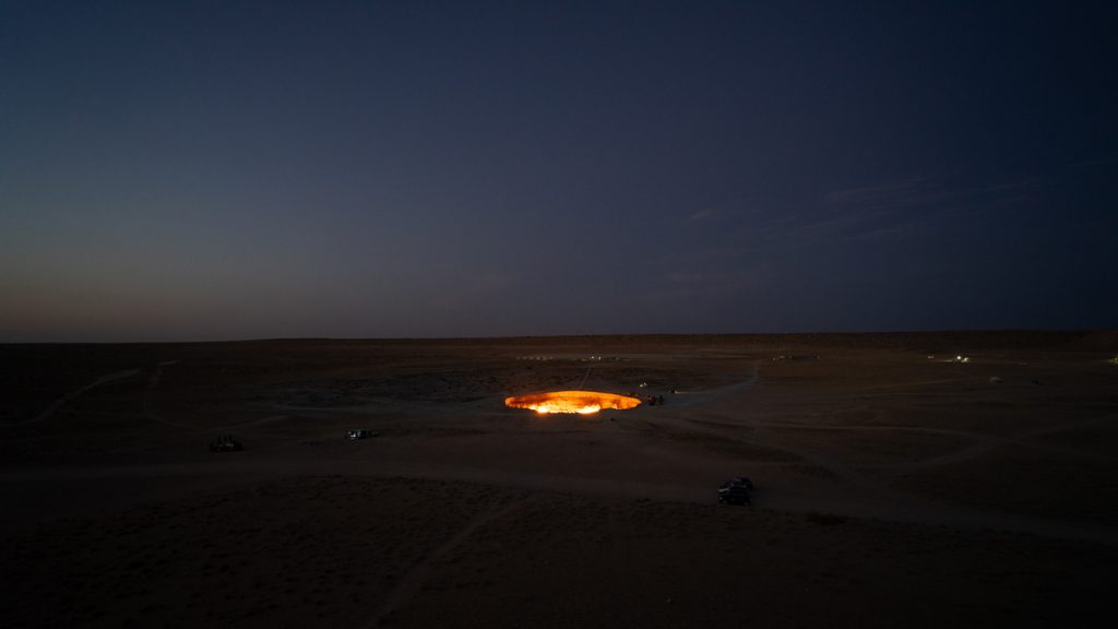 mongol rally - turkmenistan-darvaza