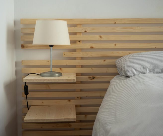 Cabezal de cama de madera